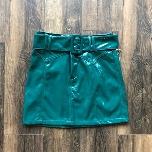 Patent style belted mini skirt